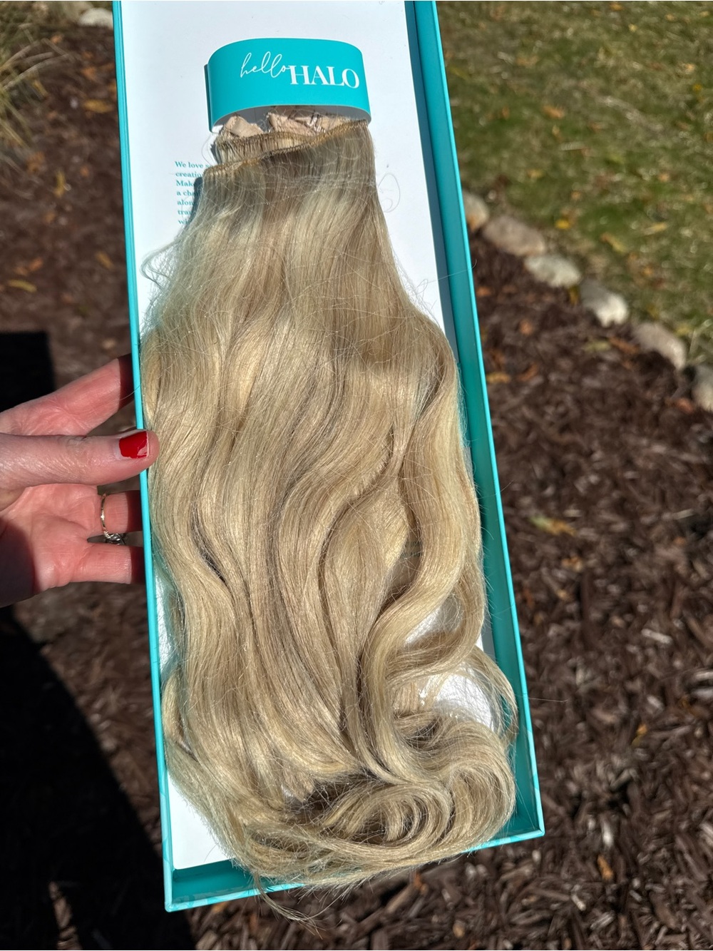 16" Original Blonde Halo Couture Hair Extensions - Picture 7 of 8